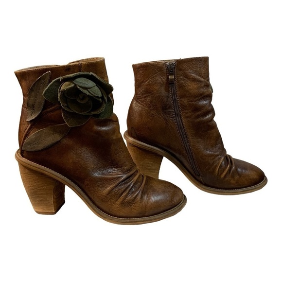 Socofy Distressed Brown Leather Boots with Green Leather 3-D Flower - Size 6 37 - Picture 2 of 14